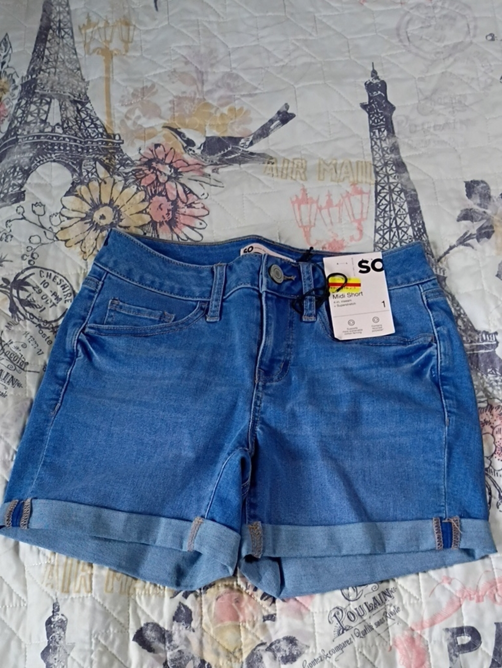 NWT SO Blue Roll-Hem Denim Midi Jean Shorts